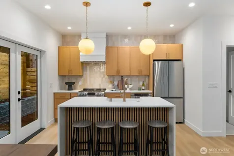 9549 Evanston Avenue N Seattle WA 98103