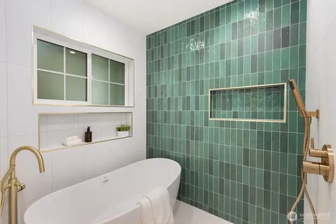 9549 Evanston Avenue N Seattle WA 98103