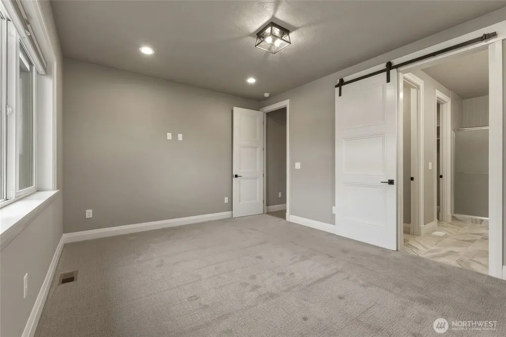 10 NE Alpine Drive College Place WA 99324