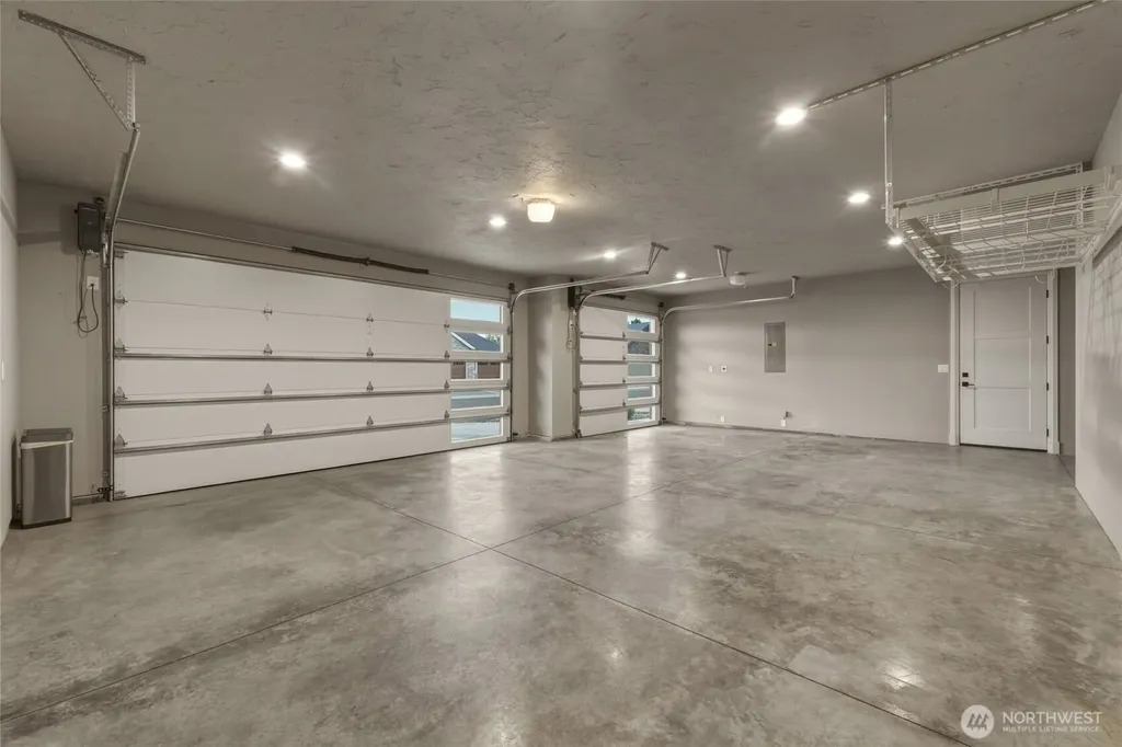 10 NE Alpine Drive College Place WA 99324