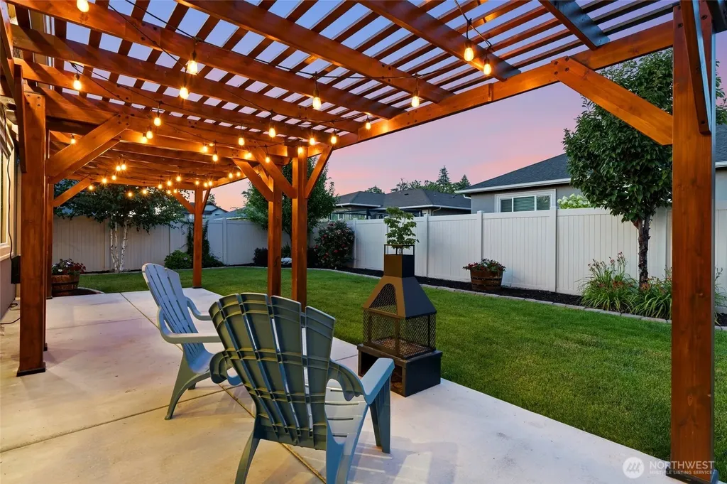 10 NE Alpine Drive College Place WA 99324