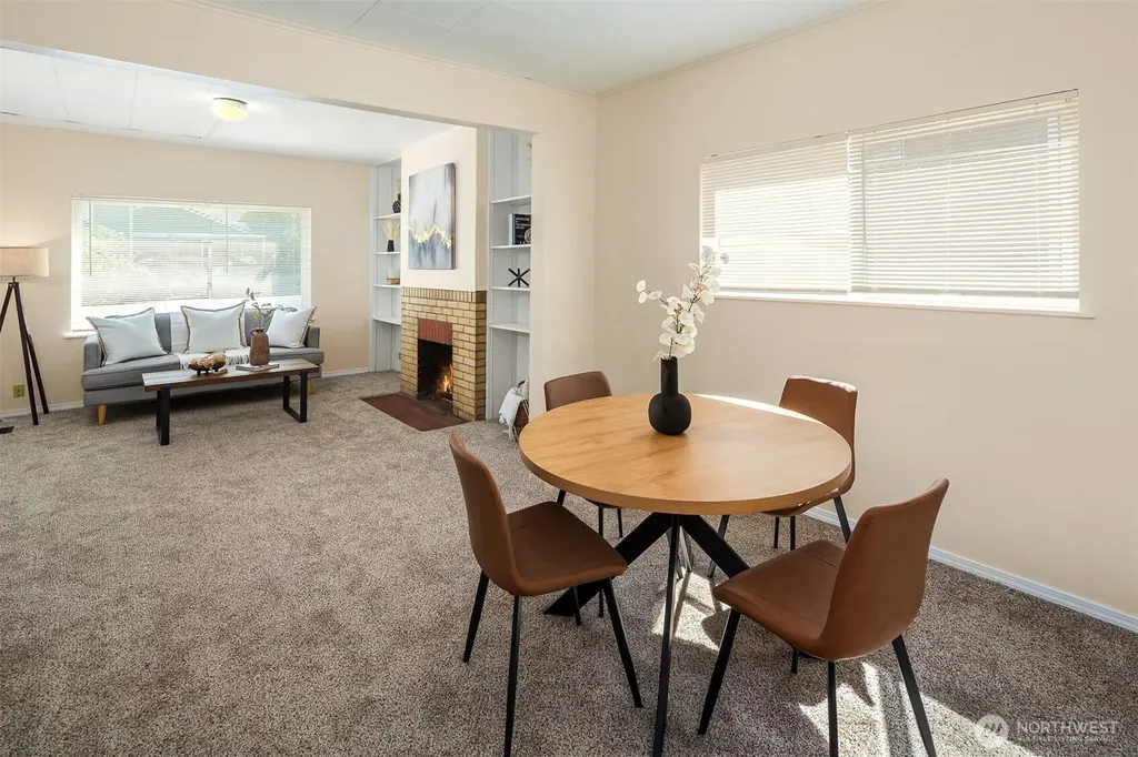 332 NE 50th Street Seattle WA 98105