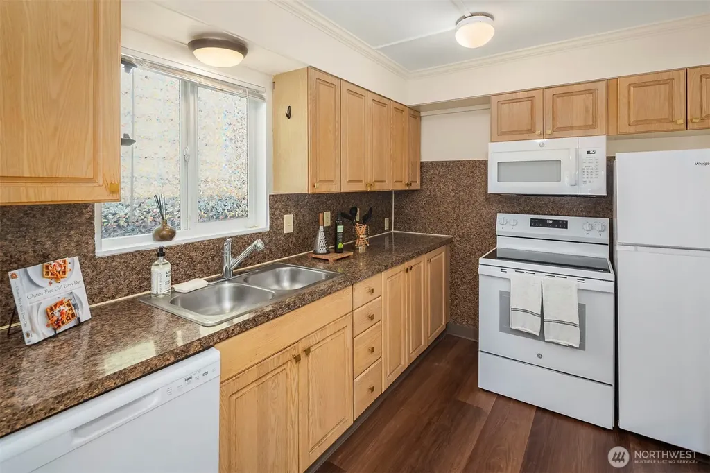 332 NE 50th Street Seattle WA 98105