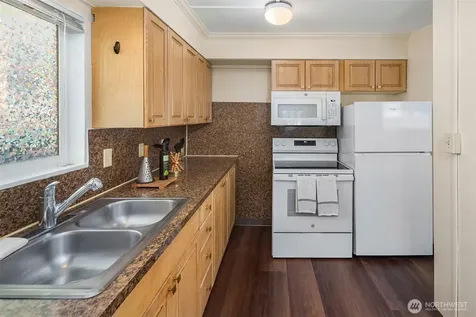 332 NE 50th Street Seattle WA 98105