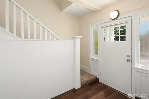 332 NE 50th Street Seattle WA 98105