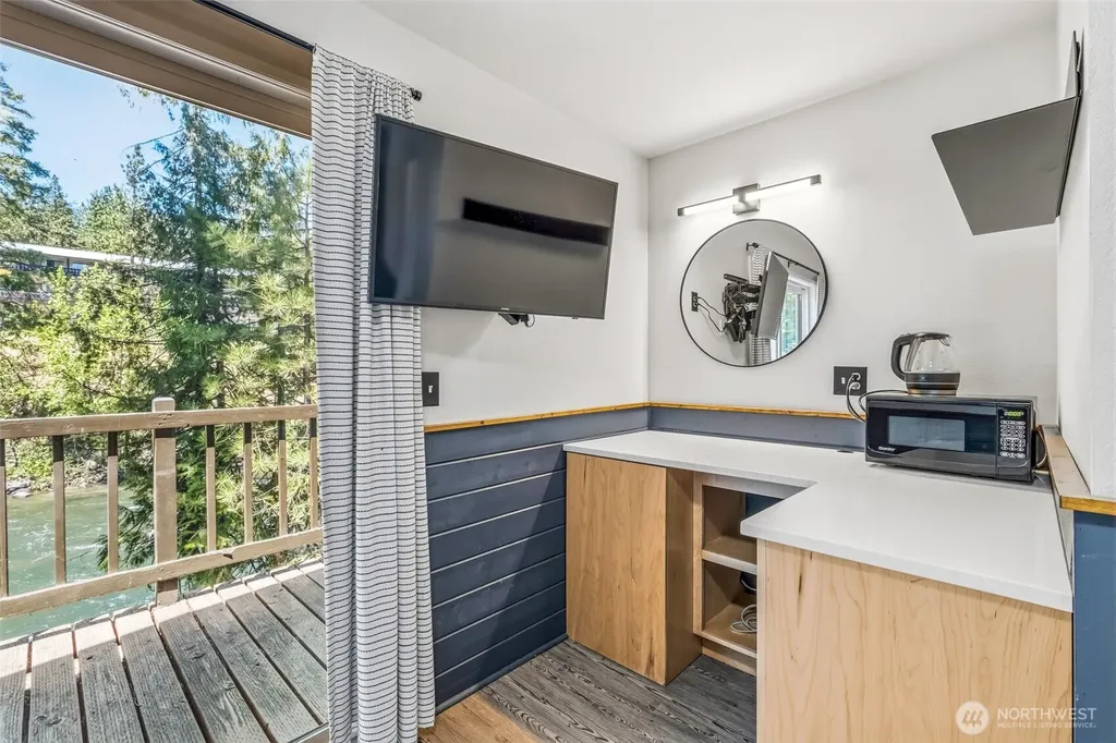 11798 Us Highway 2 Leavenworth WA 98826