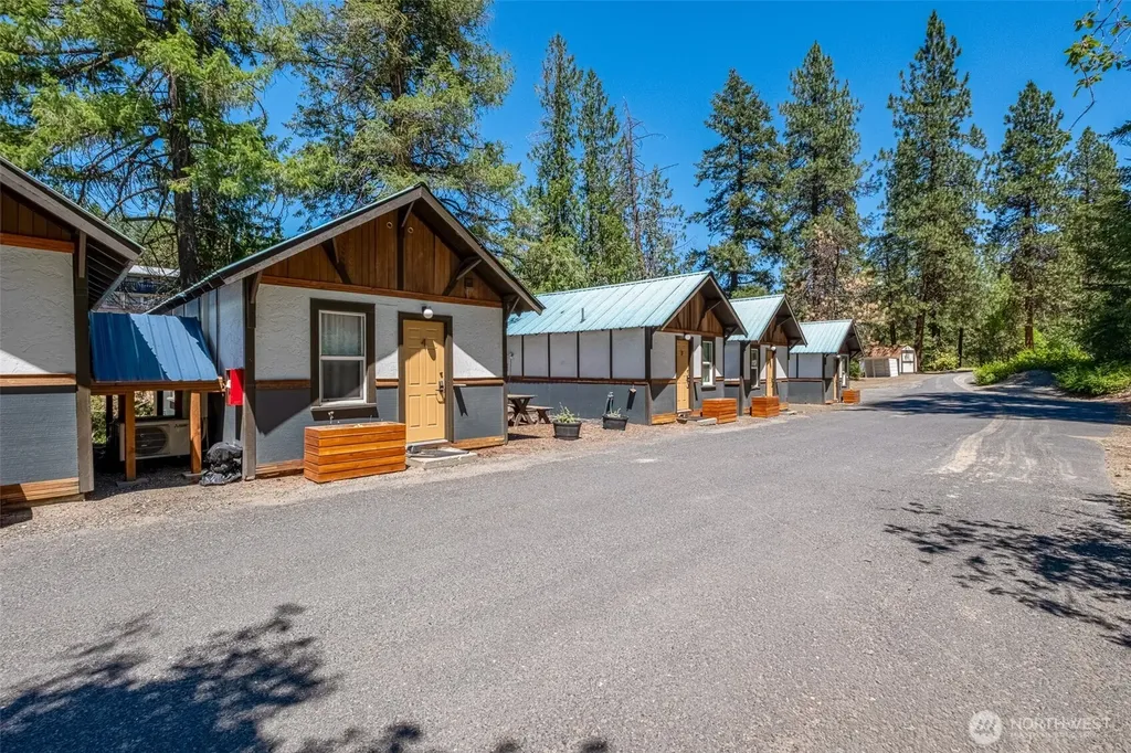 11798 Us Highway 2 Leavenworth WA 98826