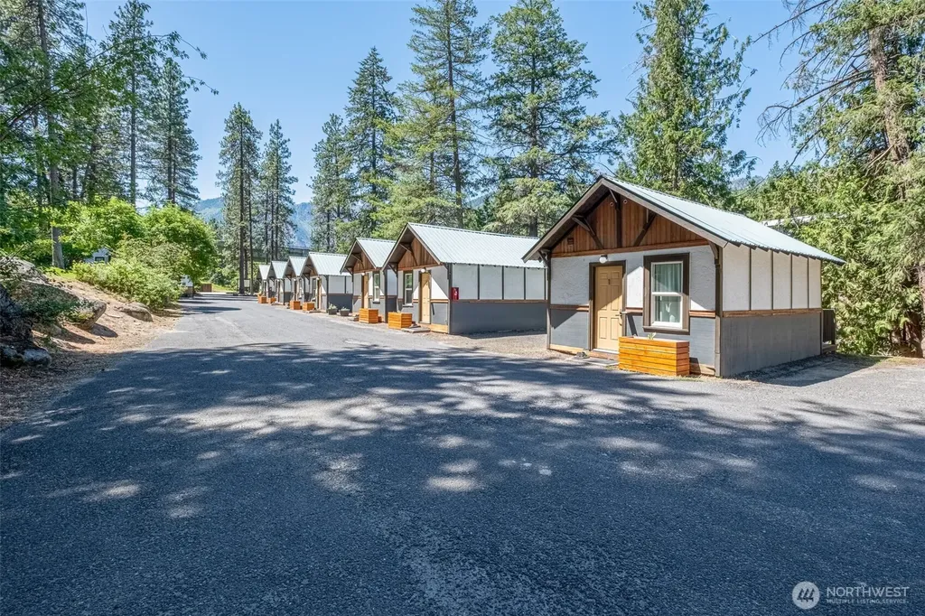 11798 Us Highway 2 Leavenworth WA 98826
