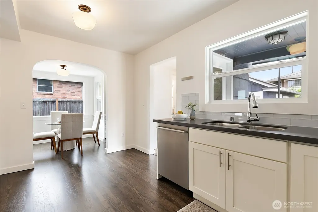 12238 1st Avenue NW Seattle WA 98177