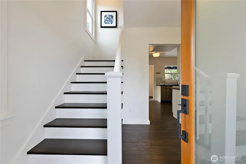 12238 1st Avenue NW Seattle WA 98177