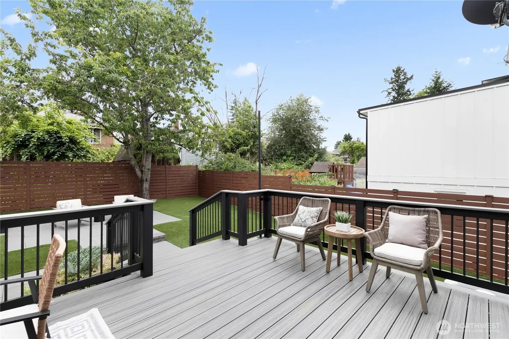 12238 1st Avenue NW Seattle WA 98177