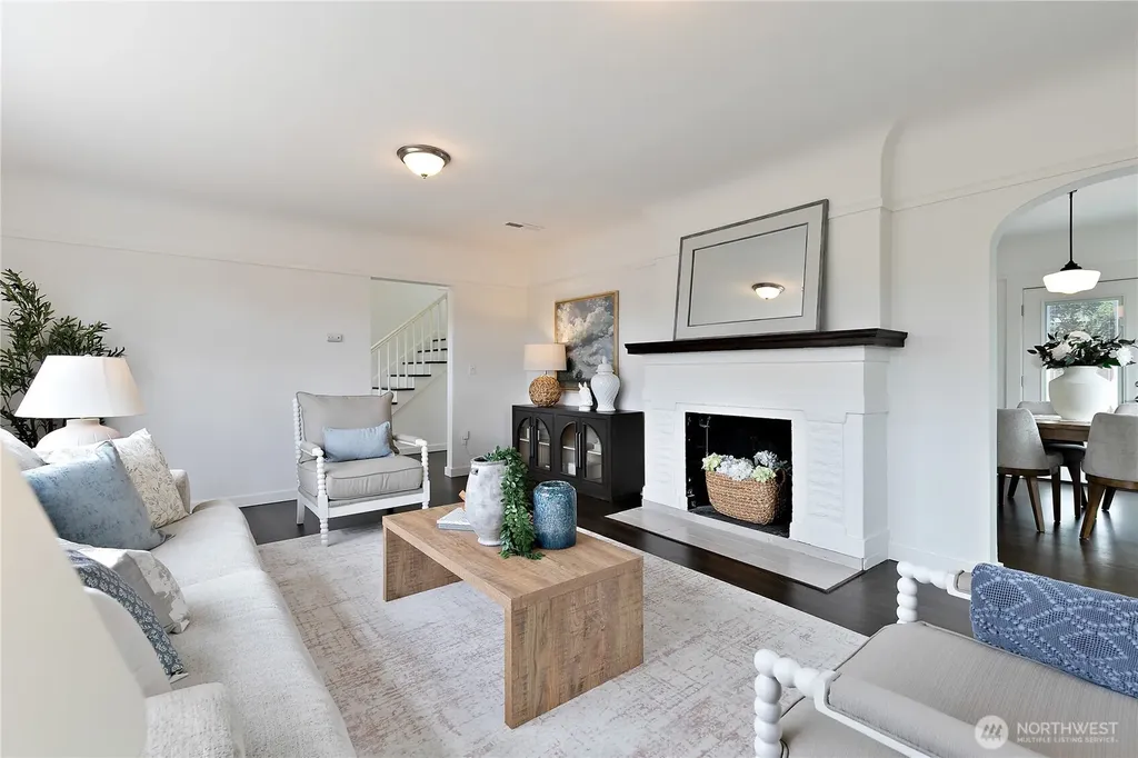 12238 1st Avenue NW Seattle WA 98177