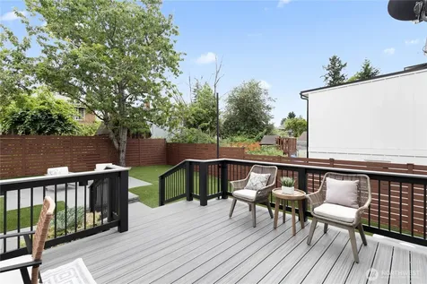 12238 1st Avenue NW Seattle WA 98177