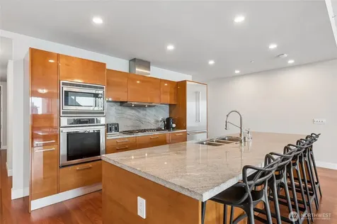 1920 4th Avenue Seattle WA 98101