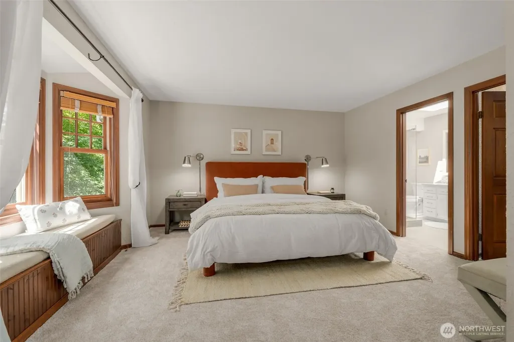 21016 NE 36th Street Sammamish WA 98074