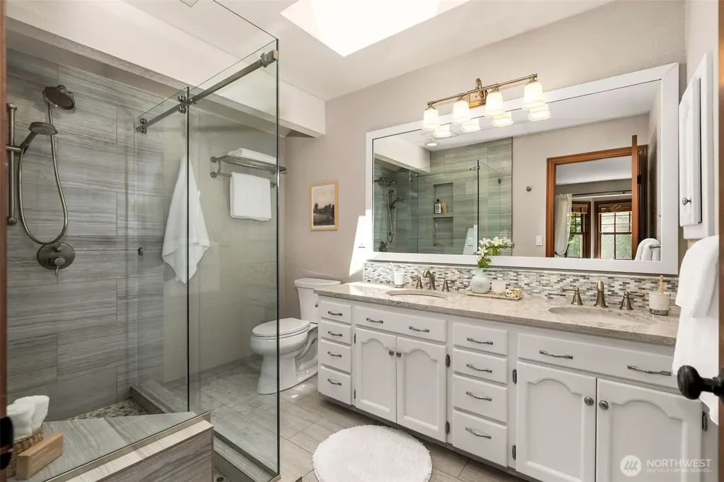 21016 NE 36th Street Sammamish WA 98074