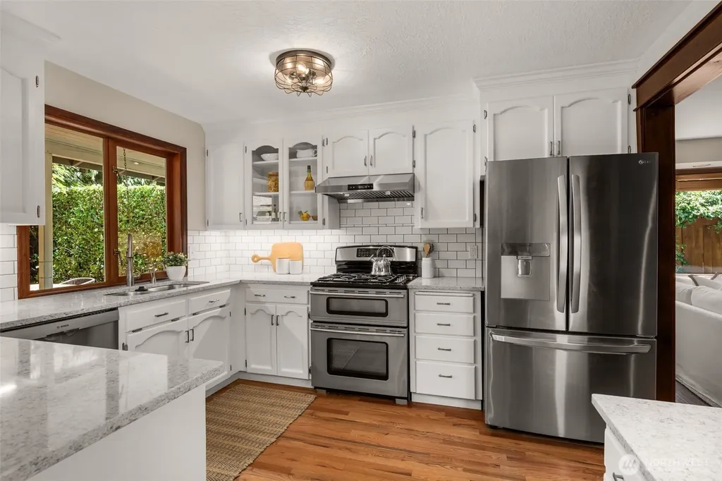 21016 NE 36th Street Sammamish WA 98074