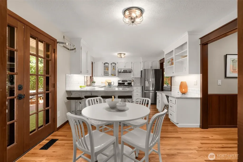 21016 NE 36th Street Sammamish WA 98074