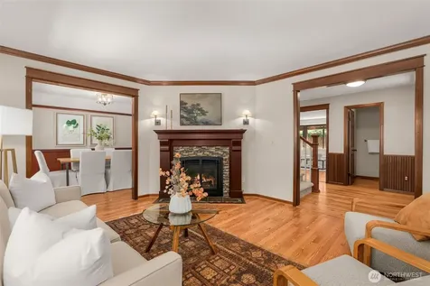 21016 NE 36th Street Sammamish WA 98074