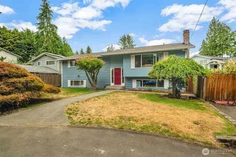 302 N 188th Street Shoreline WA 98133