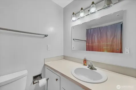 302 N 188th Street Shoreline WA 98133