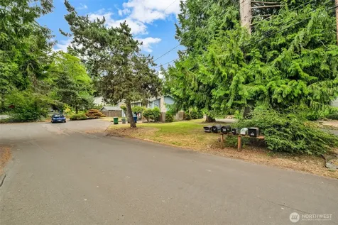 302 N 188th Street Shoreline WA 98133