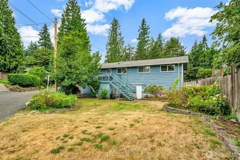 302 N 188th Street Shoreline WA 98133