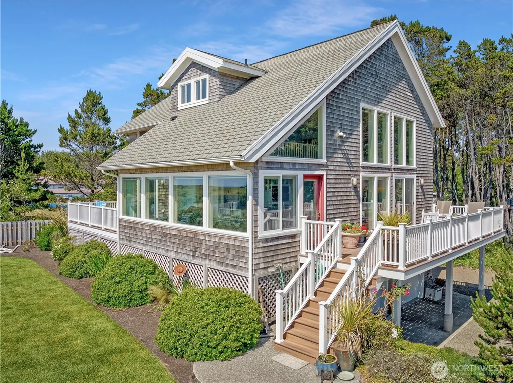 23411 Pacific Way Ocean Park WA 98640