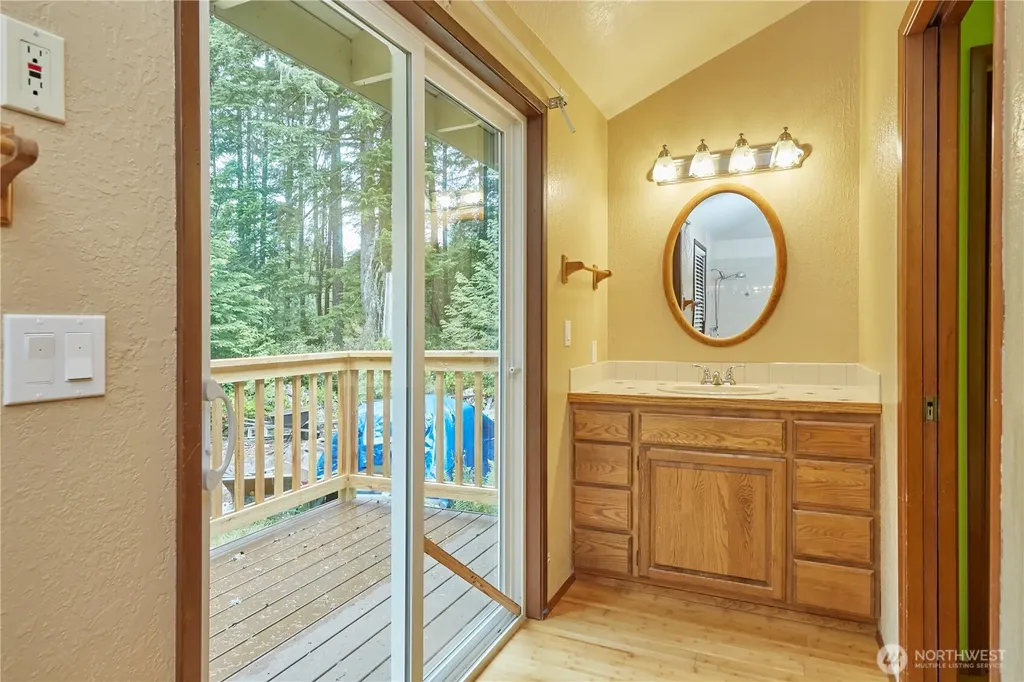 690 Peter Hagen Road W Seabeck WA 98380