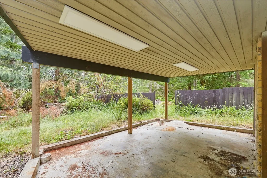 690 Peter Hagen Road W Seabeck WA 98380