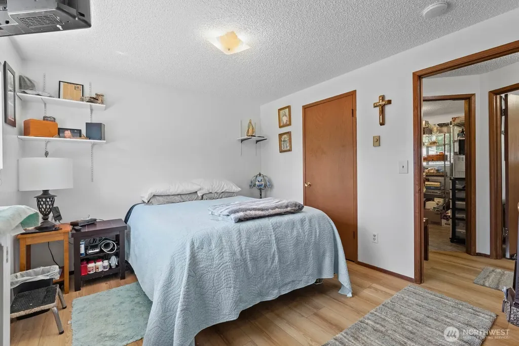 4927 236th Place SE Woodinville WA 98072