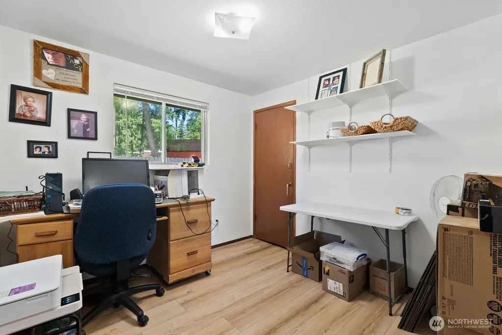 4927 236th Place SE Woodinville WA 98072