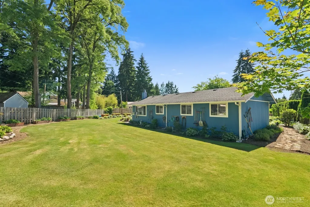 4927 236th Place SE Woodinville WA 98072