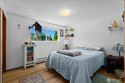 4927 236th Place SE Woodinville WA 98072