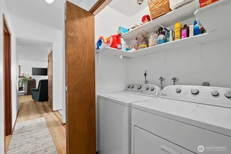 4927 236th Place SE Woodinville WA 98072