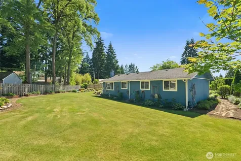 4927 236th Place SE Woodinville WA 98072