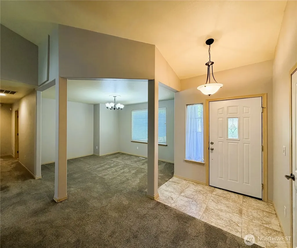 8428 Veterans Drive SW Lakewood WA 98498