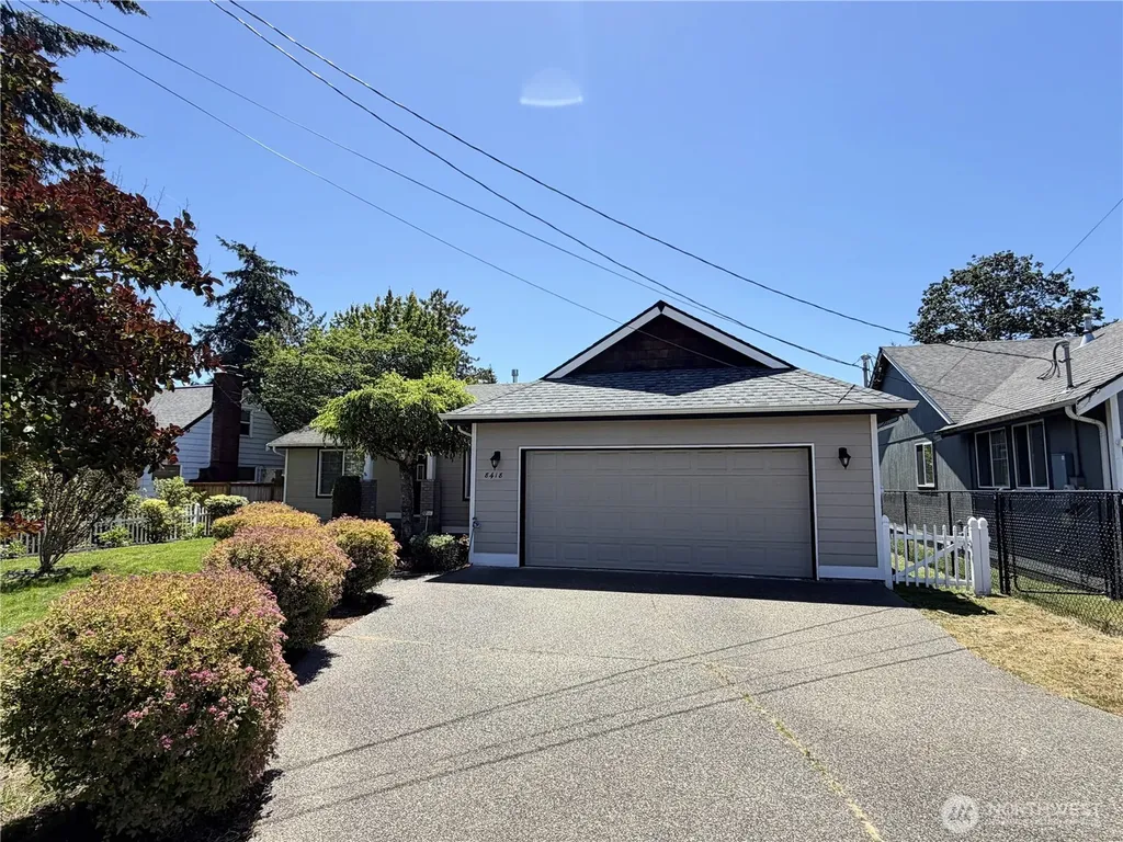 8428 Veterans Drive SW Lakewood WA 98498