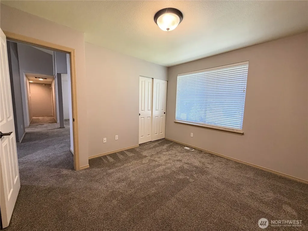 8428 Veterans Drive SW Lakewood WA 98498