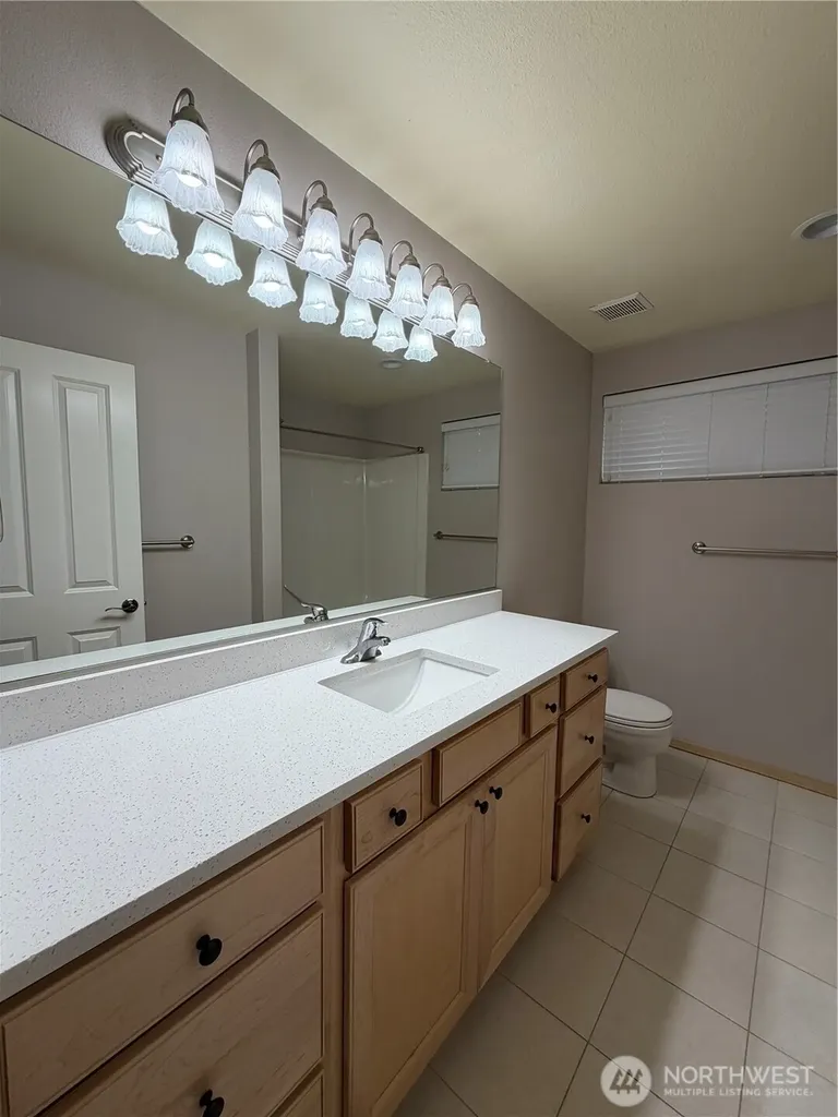 8428 Veterans Drive SW Lakewood WA 98498