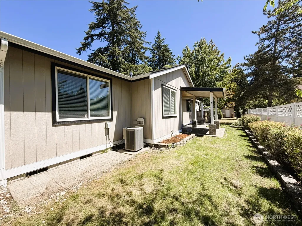 8428 Veterans Drive SW Lakewood WA 98498