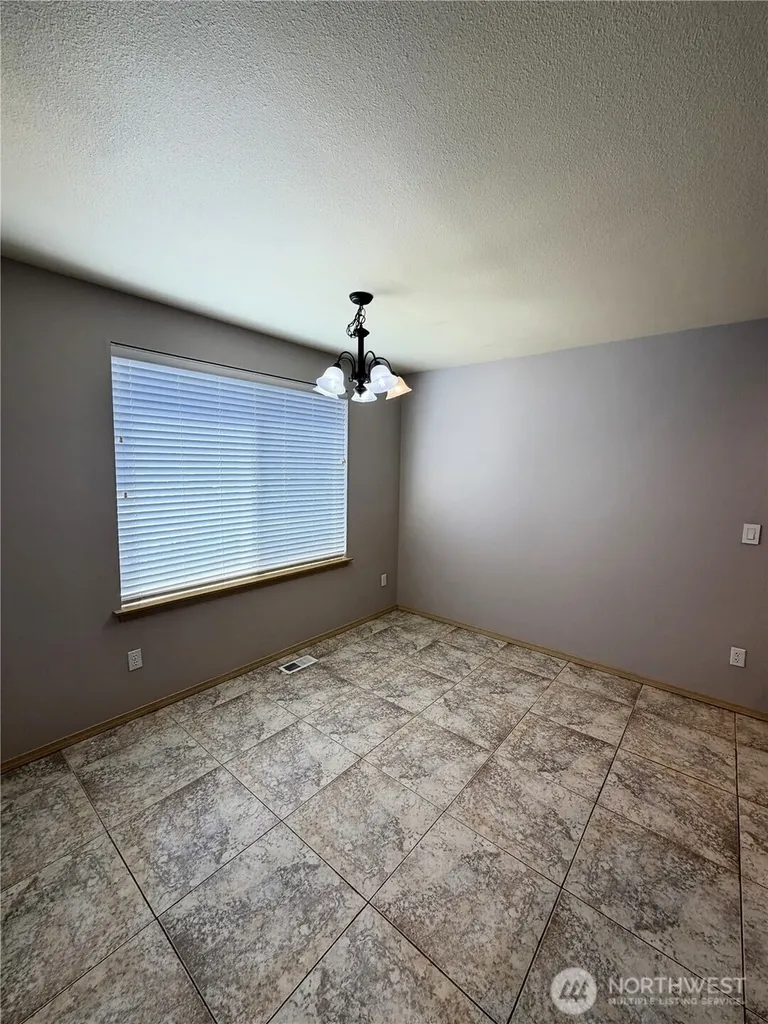8428 Veterans Drive SW Lakewood WA 98498