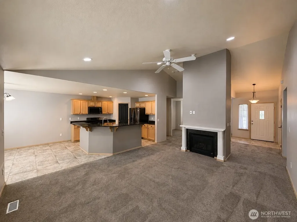 8428 Veterans Drive SW Lakewood WA 98498