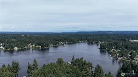 3901 Long Lake Dr SE Lacey WA 98503