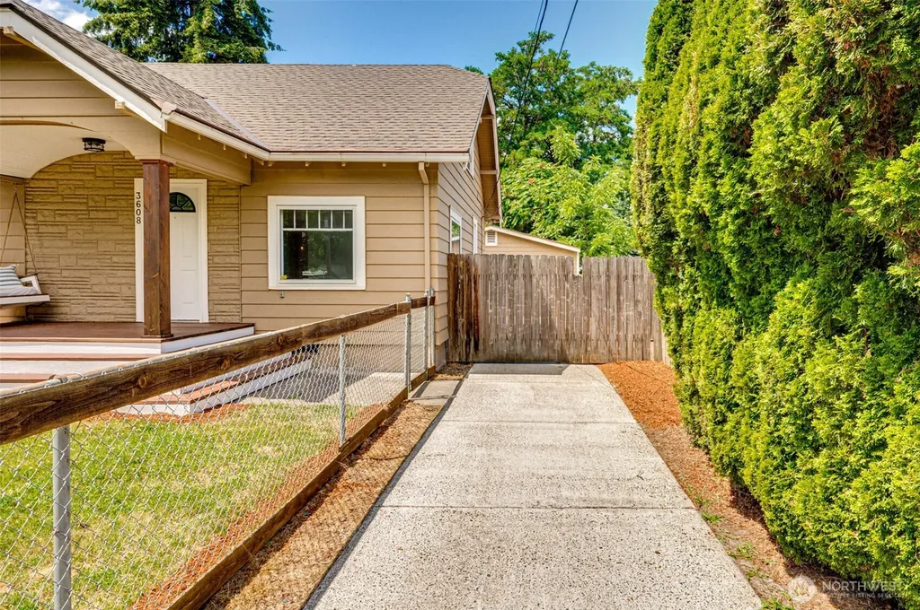 3608 U Street Vancouver WA 98663