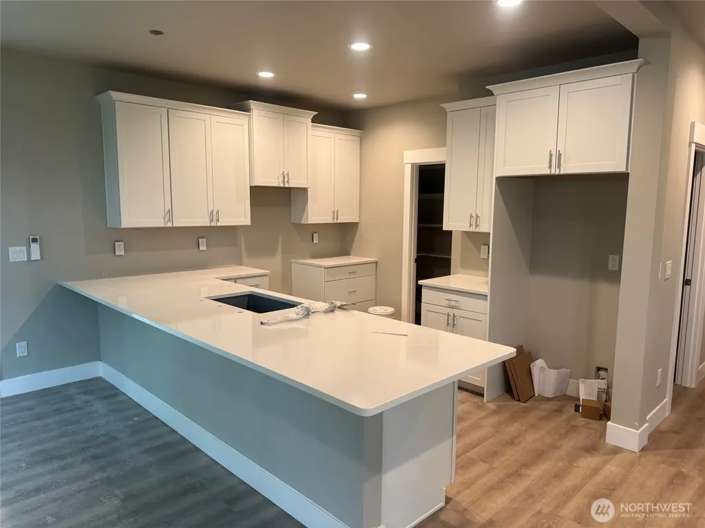 607 Illinois Street Bellingham WA 98225