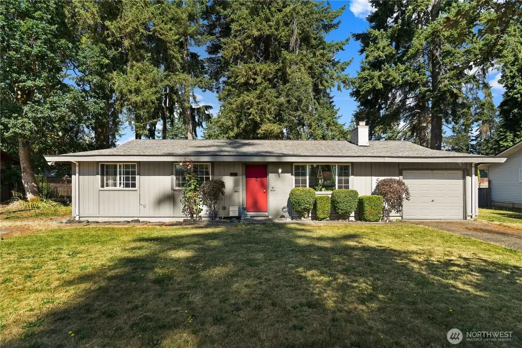 19320 Crescent Drive E Spanaway WA 98387