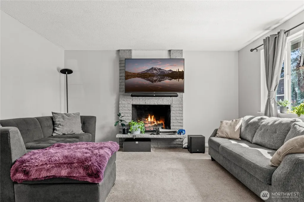 19320 Crescent Drive E Spanaway WA 98387