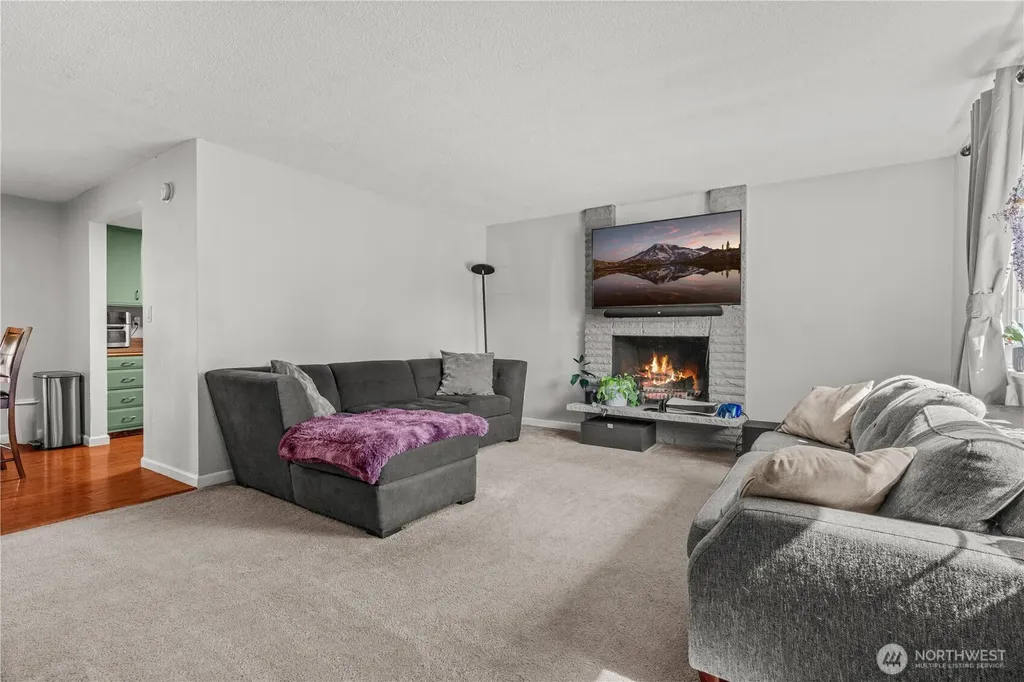 19320 Crescent Drive E Spanaway WA 98387