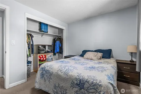 19320 Crescent Drive E Spanaway WA 98387